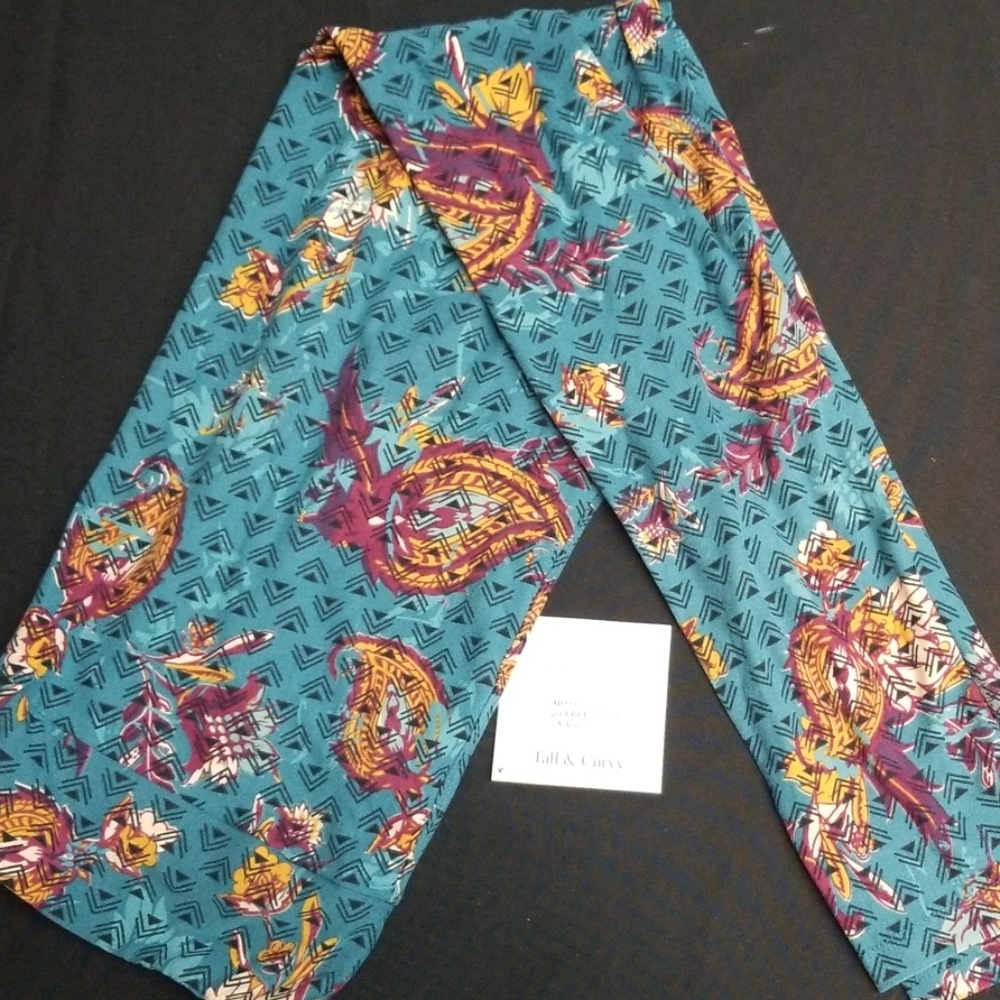 Teal Paisley Lularoe TC leggings NWT